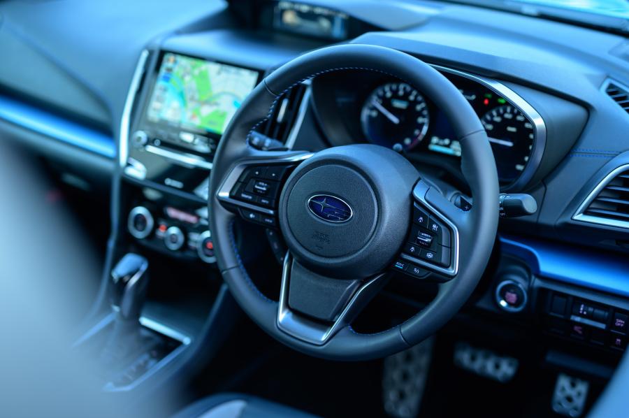 Торпедо Subaru XV e-Boxer 2018 года  (JP) (фото 26 из 27)